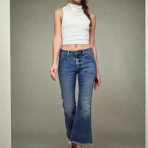 HIDDEN HAPPI Basic Cropped Flare Jeans - Picture 1 of 1